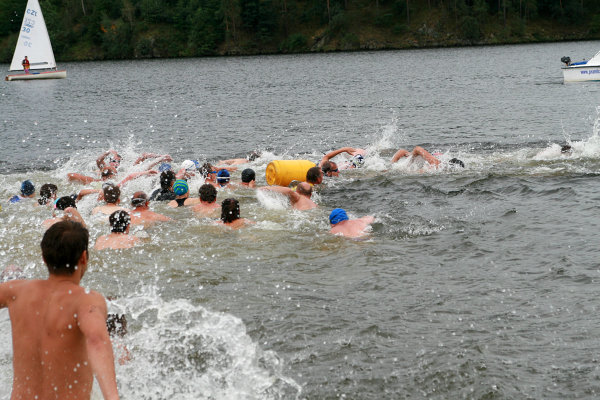 První bójka (foto: tom@drb.cz)