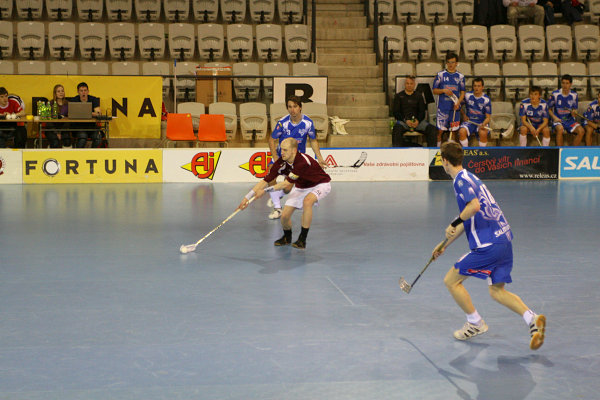 SPA vs. MB, 22.2.2009  (foto: tom@drb.cz)