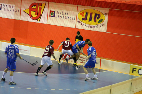 SPA vs. MB, 22.2.2009  (foto: tom@drb.cz)