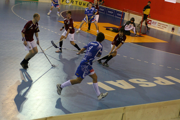SPA vs. MB, 22.2.2009  (foto: tom@drb.cz)