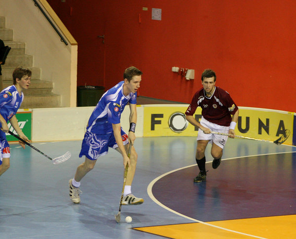 SPA vs. MB, 22.2.2009  (foto: tom@drb.cz)