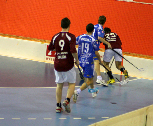 SPA vs. MB, 22.2.2009  (foto: tom@drb.cz)