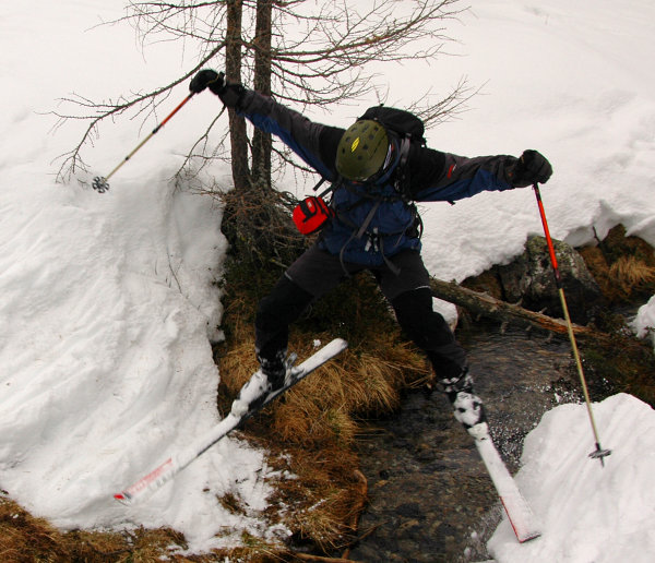 Skáèu pøes potok (Almerhorn)