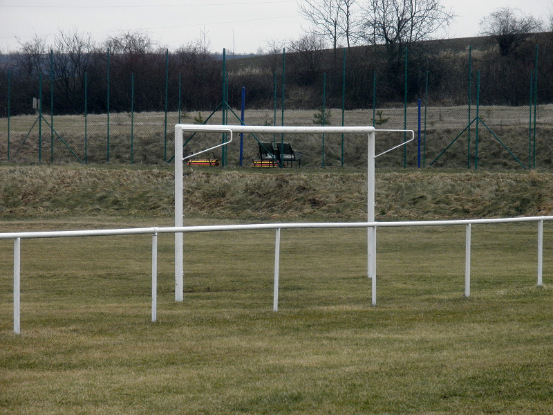břevno branky v Pátku je výš než vyhlídková plošina (foto: KP)